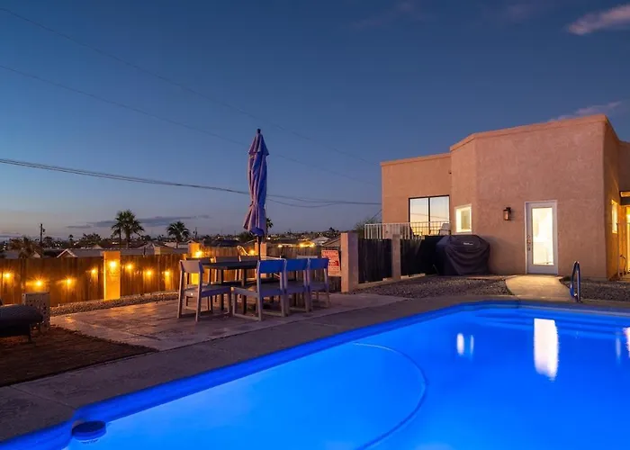 Peakview - Pool Firepit Games Garage