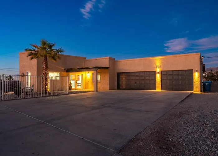 Holiday home Peakview - Pool Firepit Games Garage Lake Havasu City
