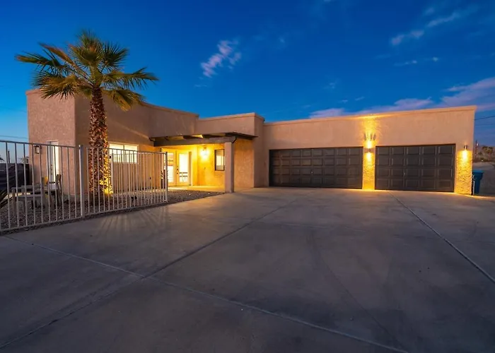Holiday home Peakview - Pool Firepit Games Garage *
